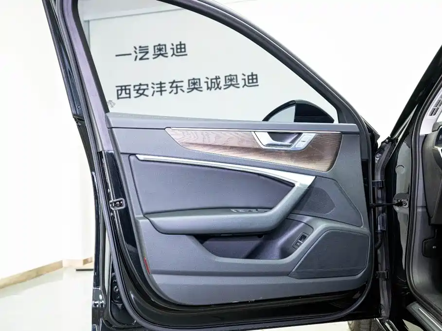 Audi A6L — миниатюра 9