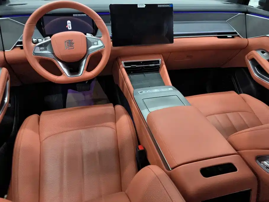 BYD Tang L — миниатюра 12