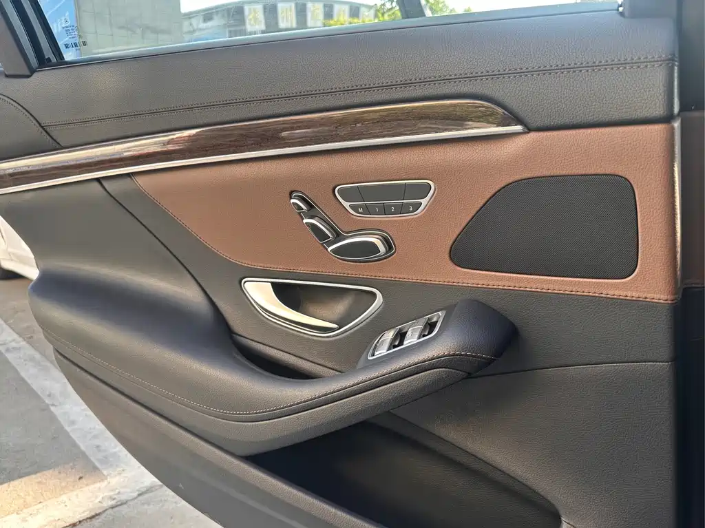 Mercedes-Benz S-Class — миниатюра 9