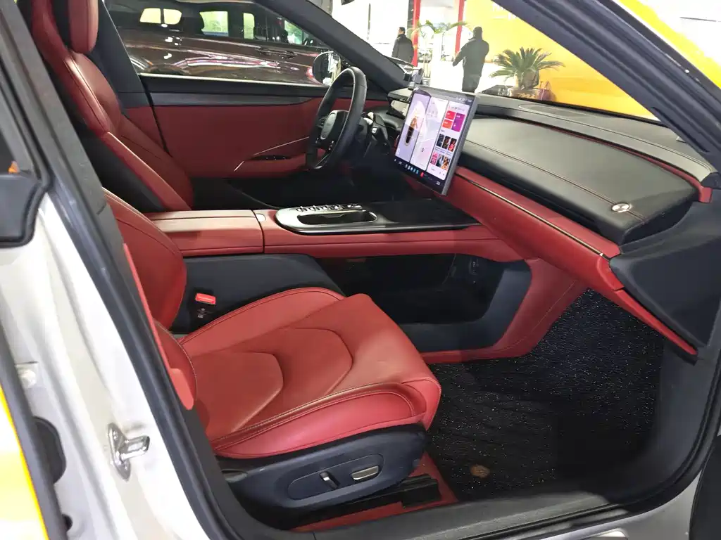 XIAOMI CAR XIAOMI SU7