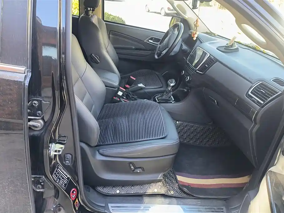 ISUZU MU X SHEPHERD RANGER