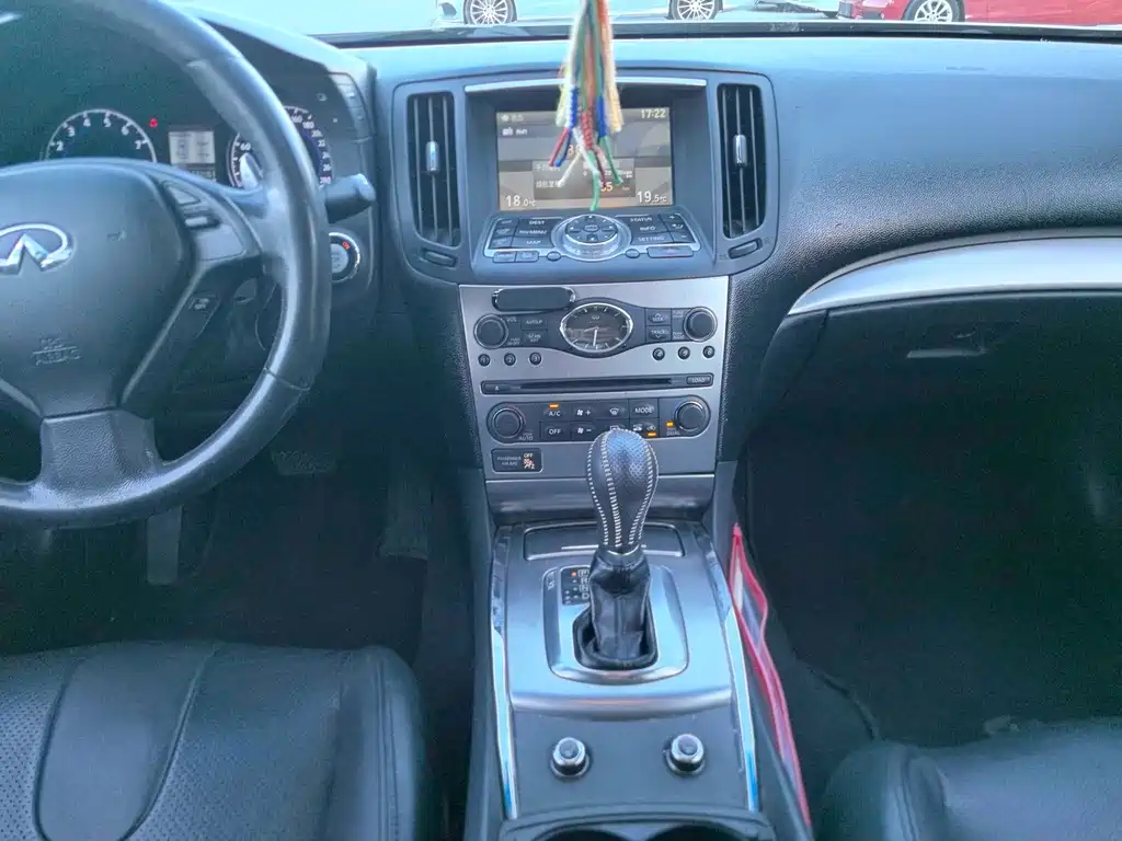 Infiniti G — миниатюра 13