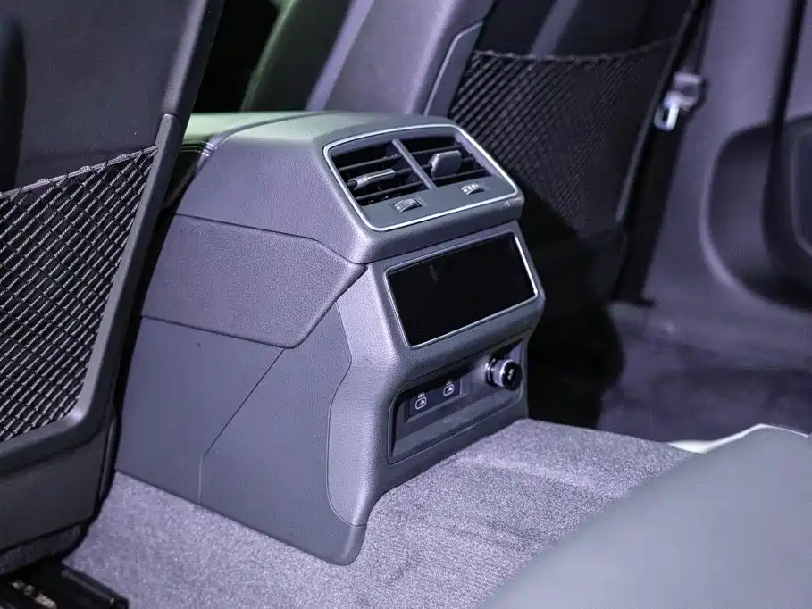 Audi A6L — миниатюра 17