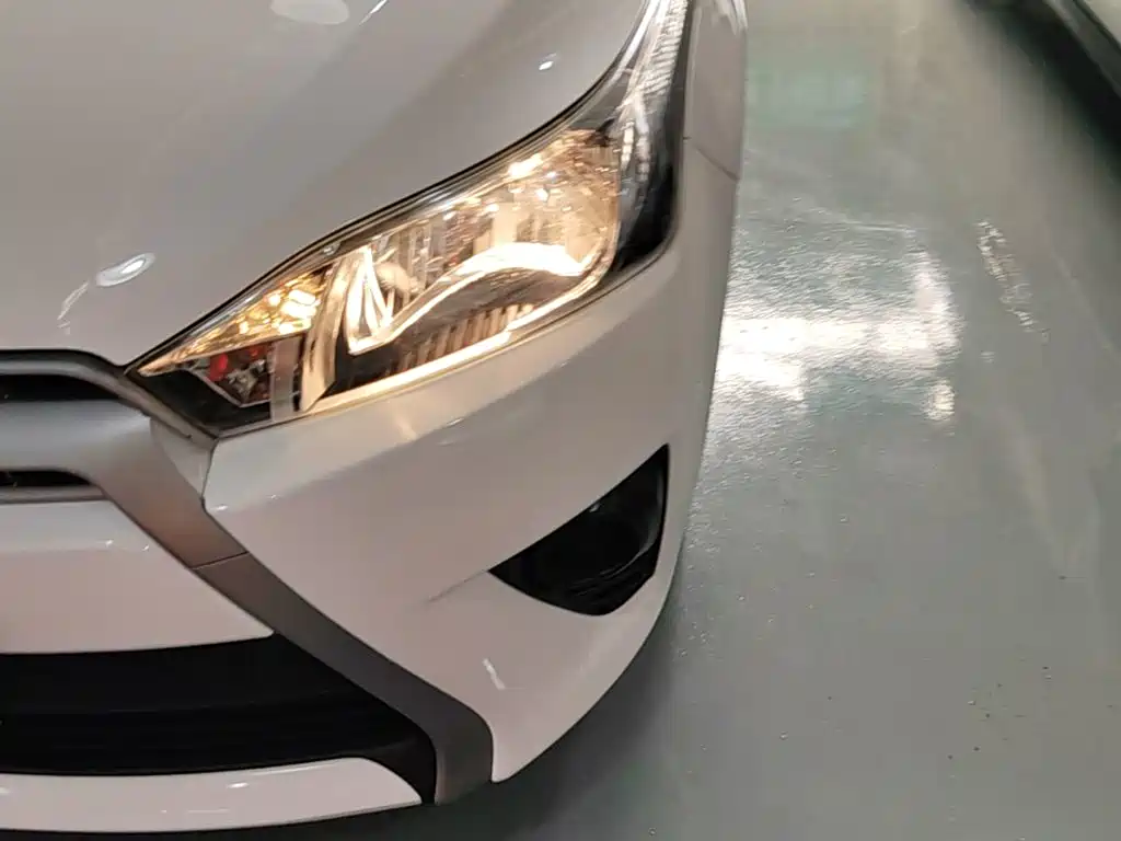 Toyota Yaris L — миниатюра 24