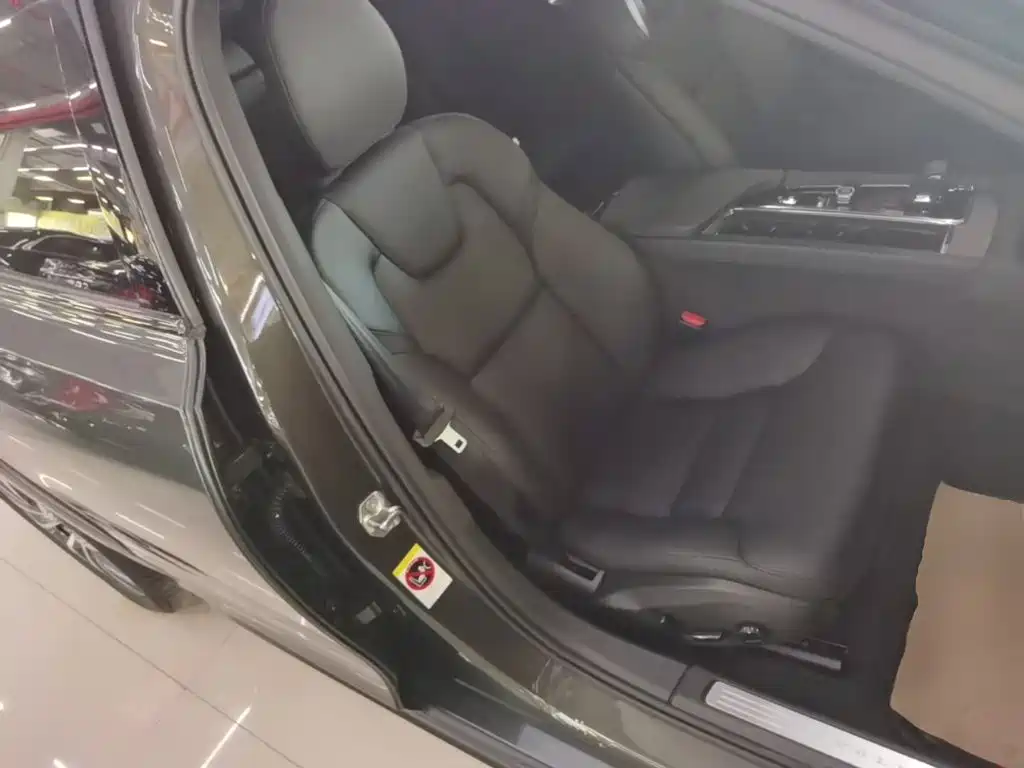 Volvo V90 — миниатюра 25