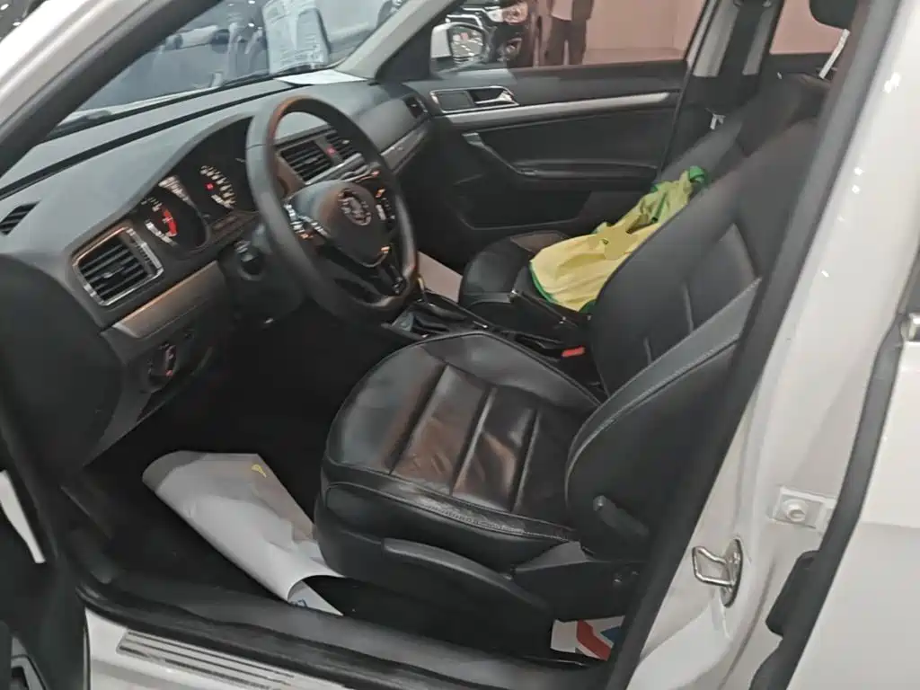 Volkswagen Lavida — миниатюра 15