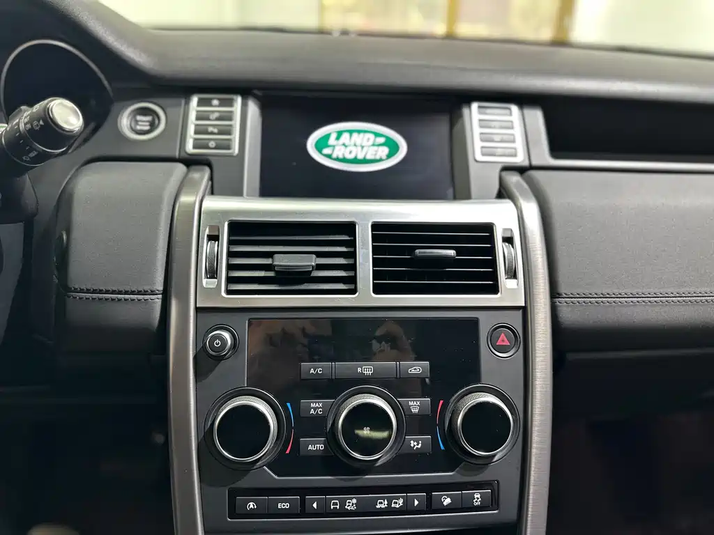 Land Rover Discovery Sport — миниатюра 22
