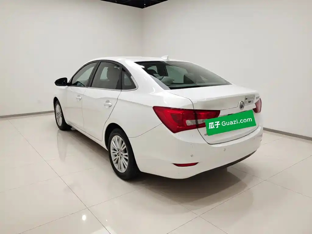 Buick Excelle — миниатюра 4