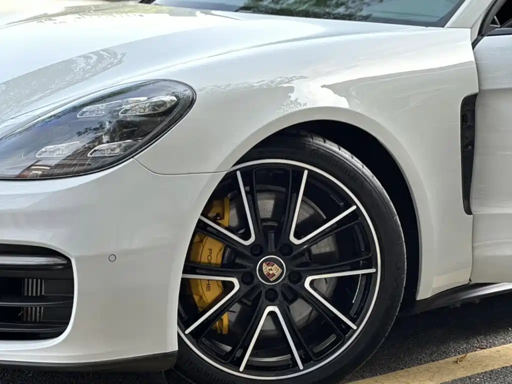 Porsche Panamera — миниатюра 9
