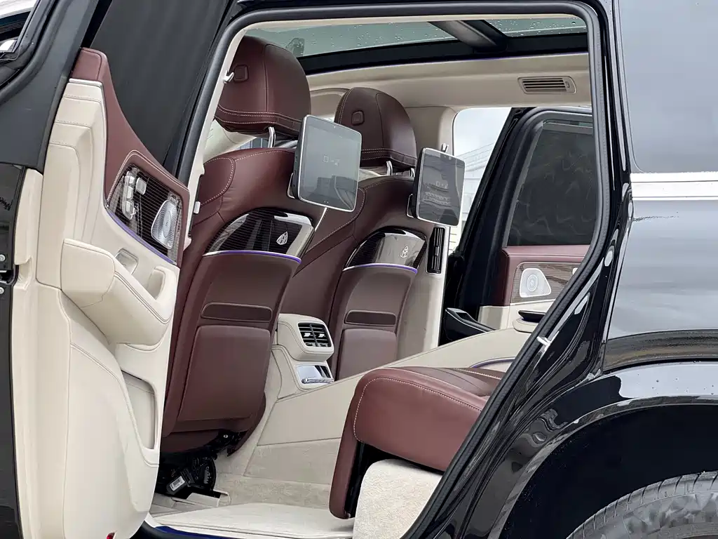 Mercedes-Benz GLS — миниатюра 6