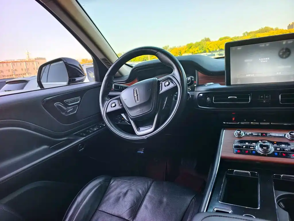 Lincoln Aviator — миниатюра 11