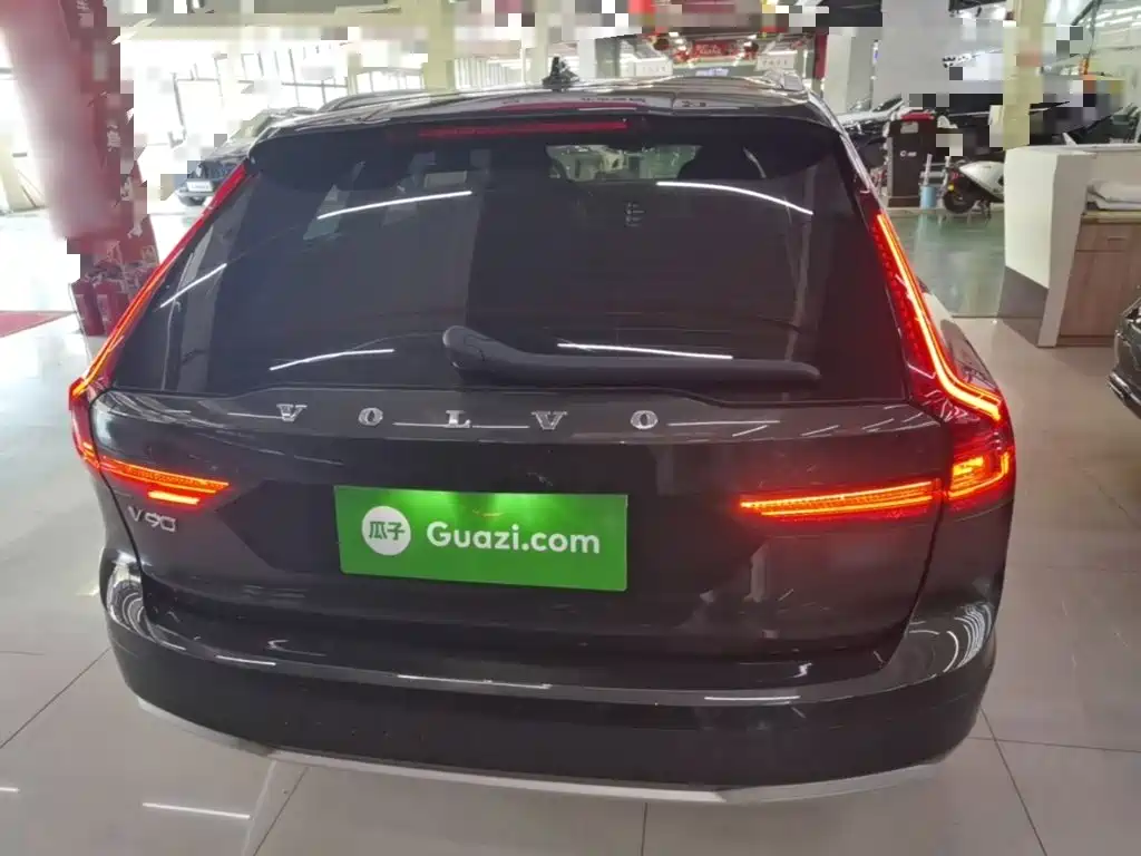 Volvo V90 — миниатюра 6