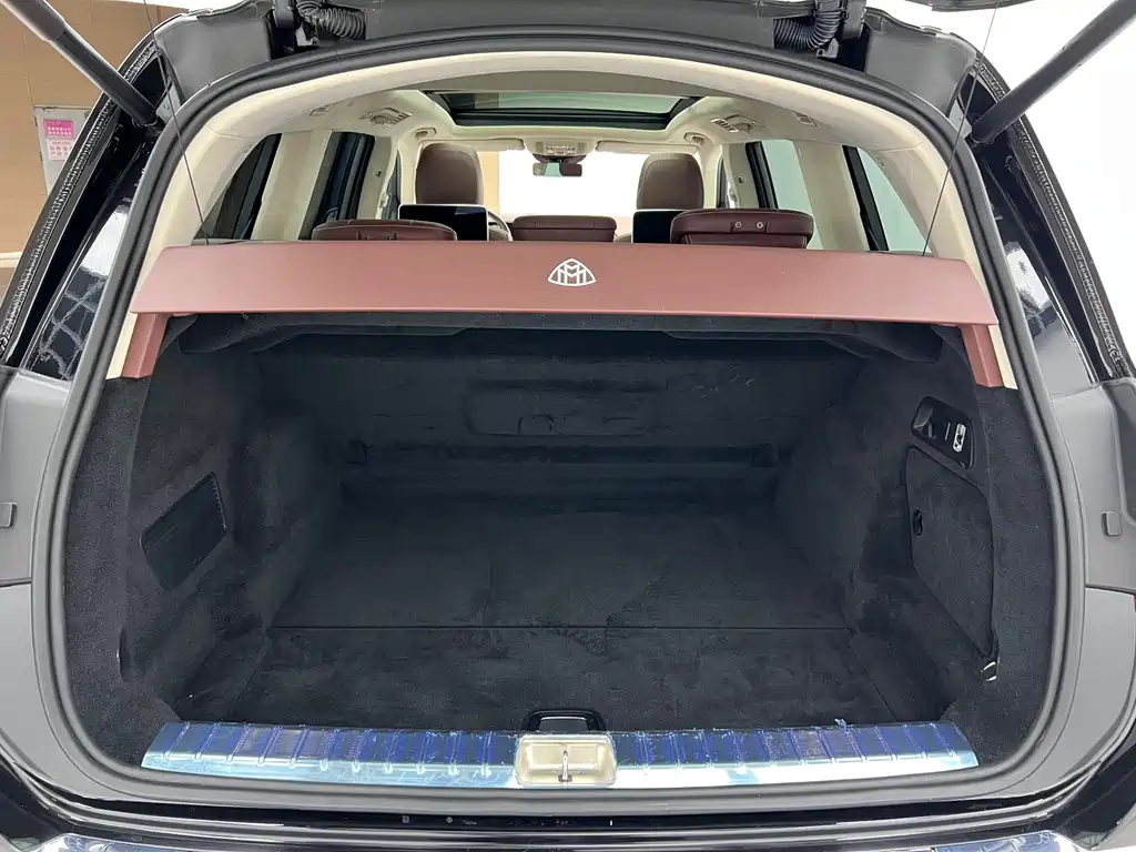 Mercedes-Benz GLS — миниатюра 19