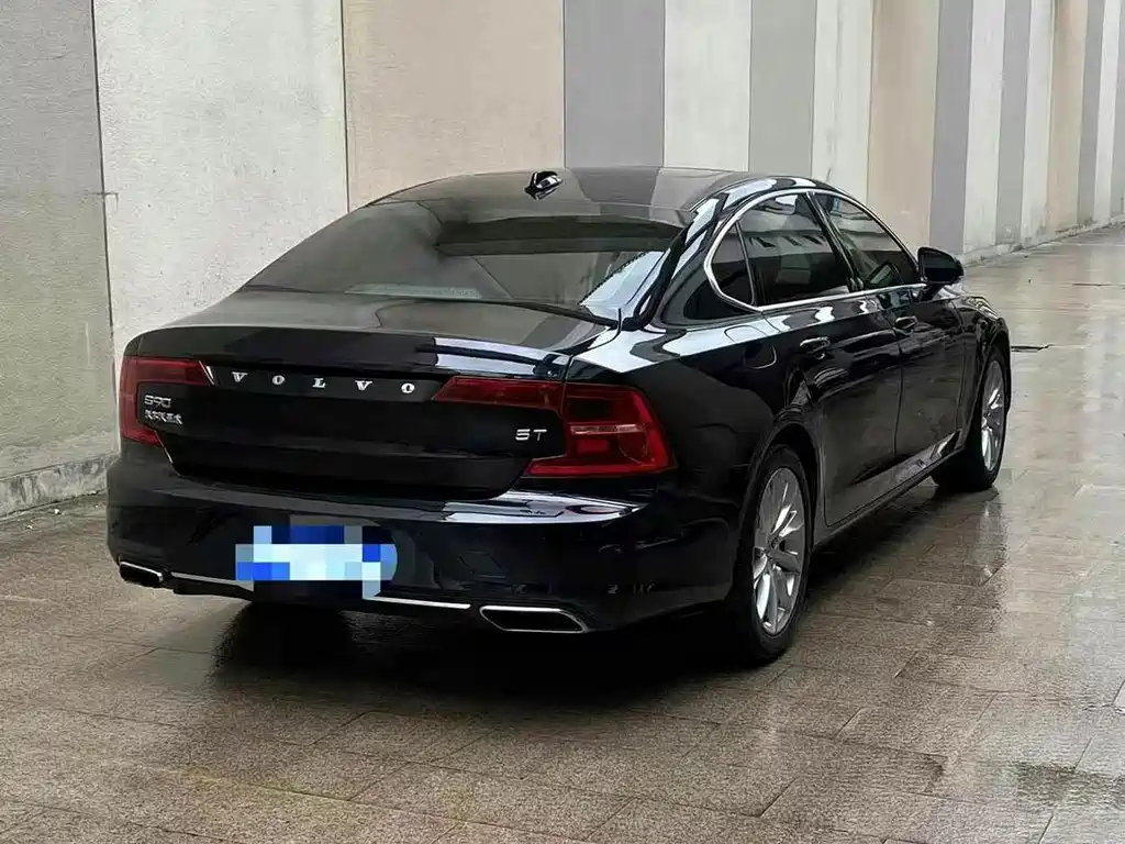 Volvo S90 — миниатюра 9