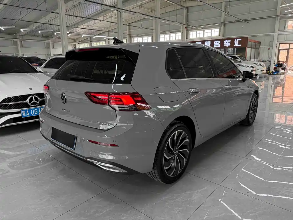 Volkswagen Golf 2023 280TSI DSG Pro
