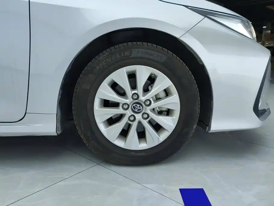 Toyota Corolla — миниатюра 6