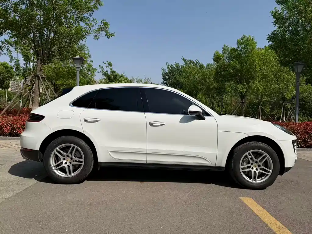 Porsche Macan 2017 Macan S 3.0T