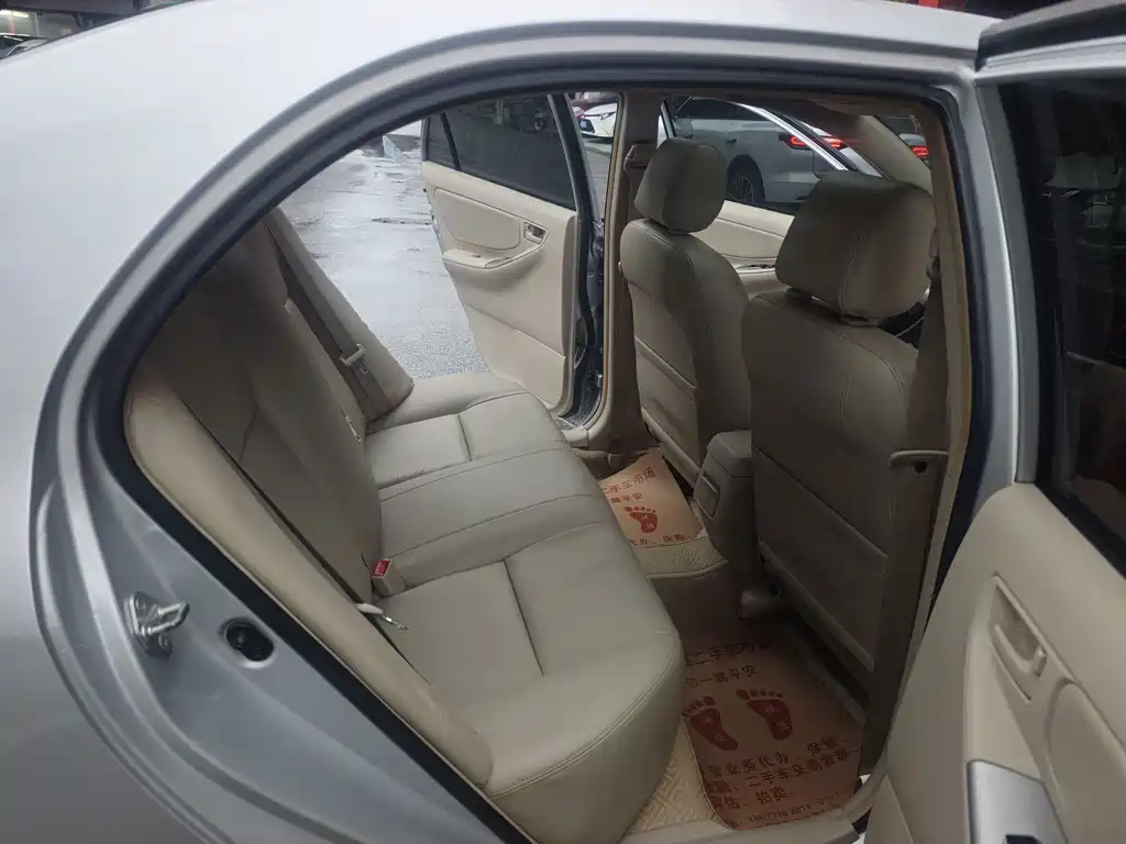 Toyota Corolla — миниатюра 11