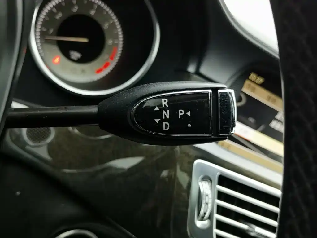 Mercedes-Benz CLS — миниатюра 13