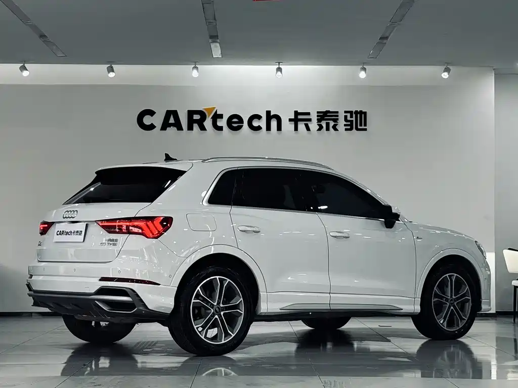 Audi Q3 2021 40 TFSI Fashion