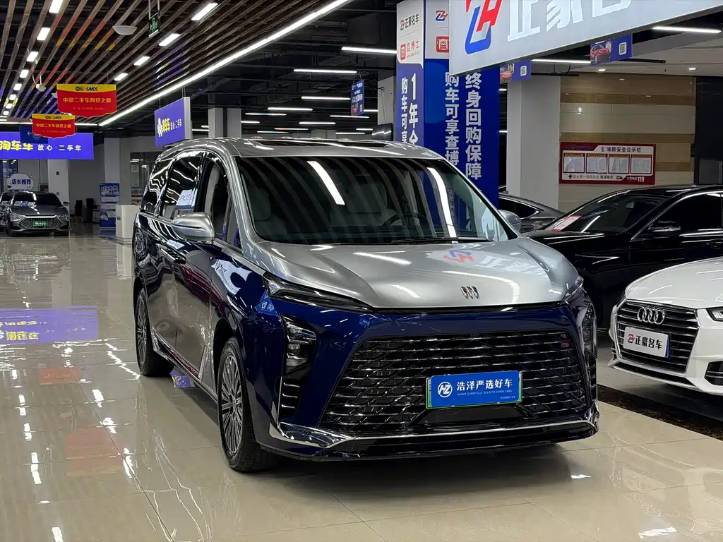 Buick GL8 Hybrid — миниатюра 3