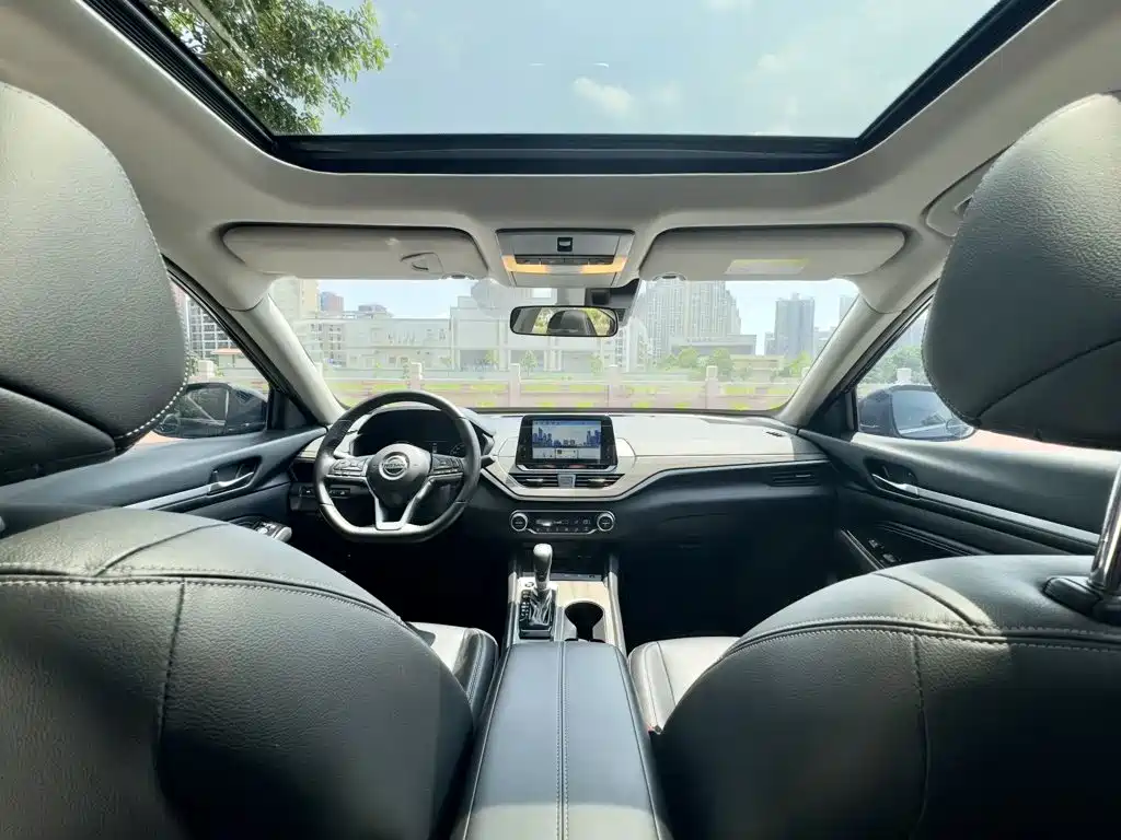 Nissan Teana — миниатюра 7