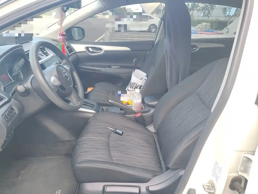 Nissan Sylphy — миниатюра 8