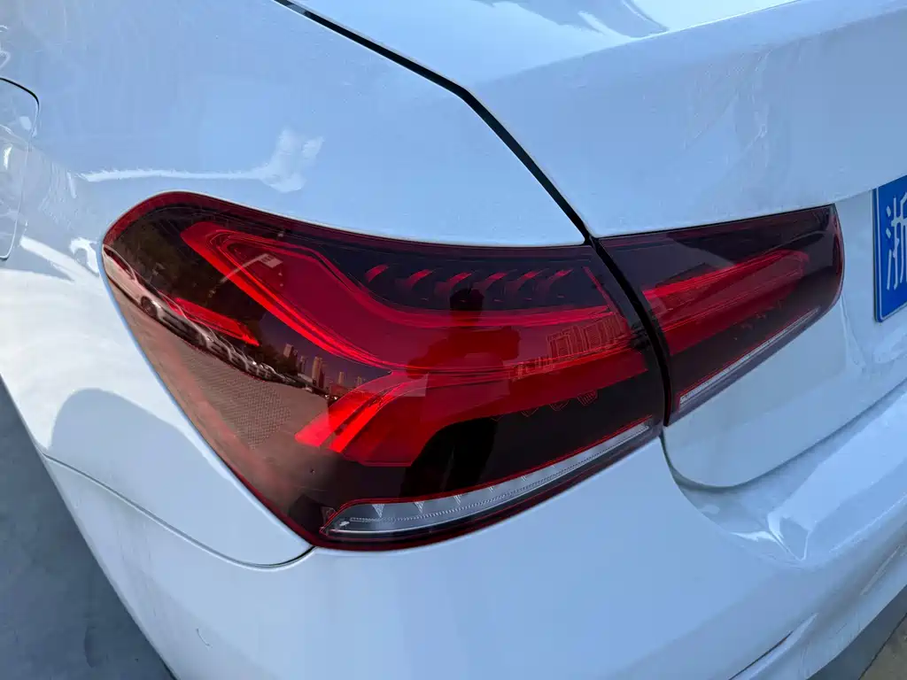 Mercedes-Benz A-Class 2022 — фото 24