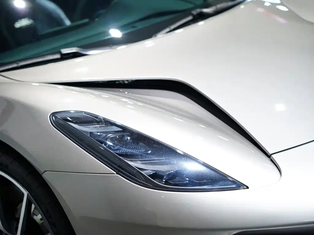 Lotus Emira — миниатюра 48