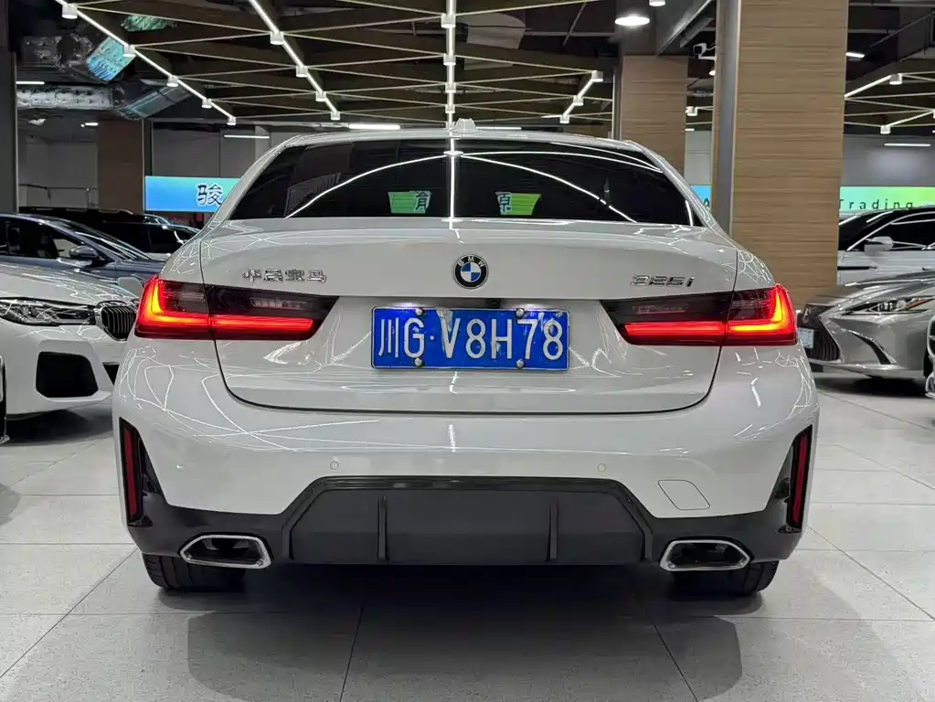 BMW 3 Series — миниатюра 5