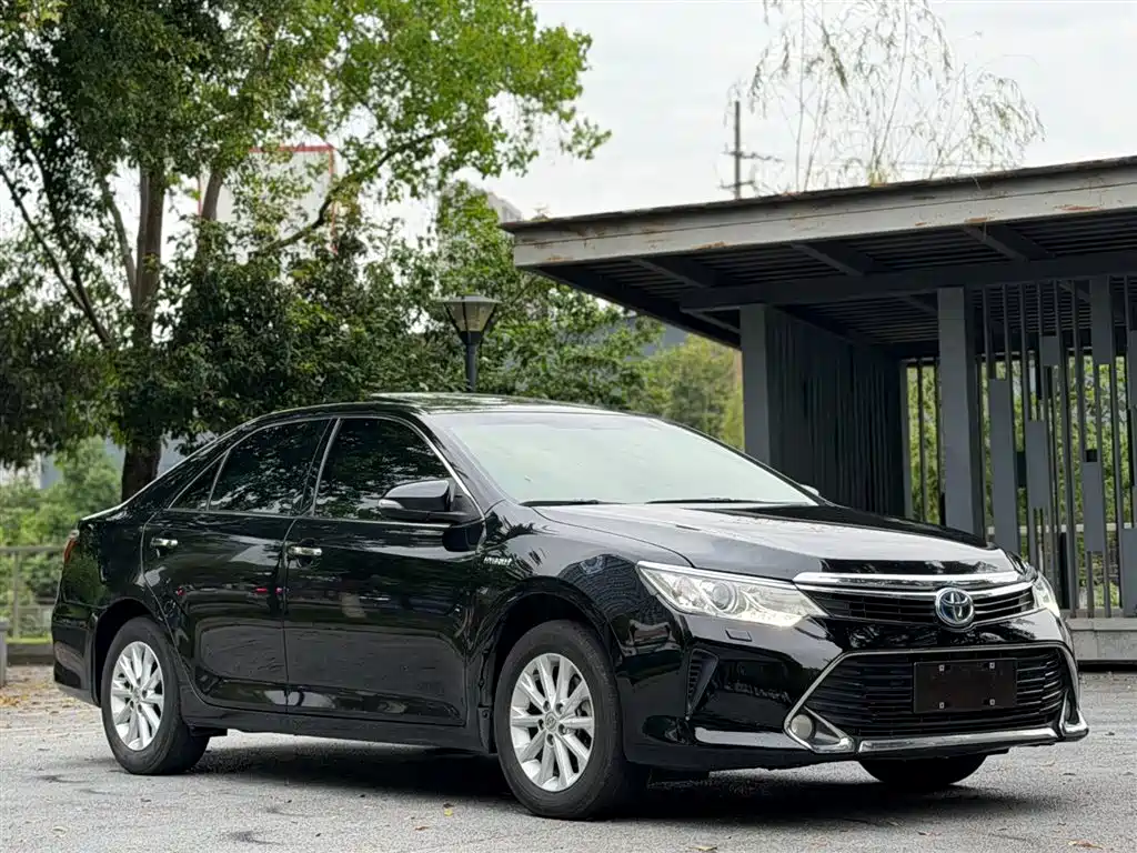 Toyota Camry 2017