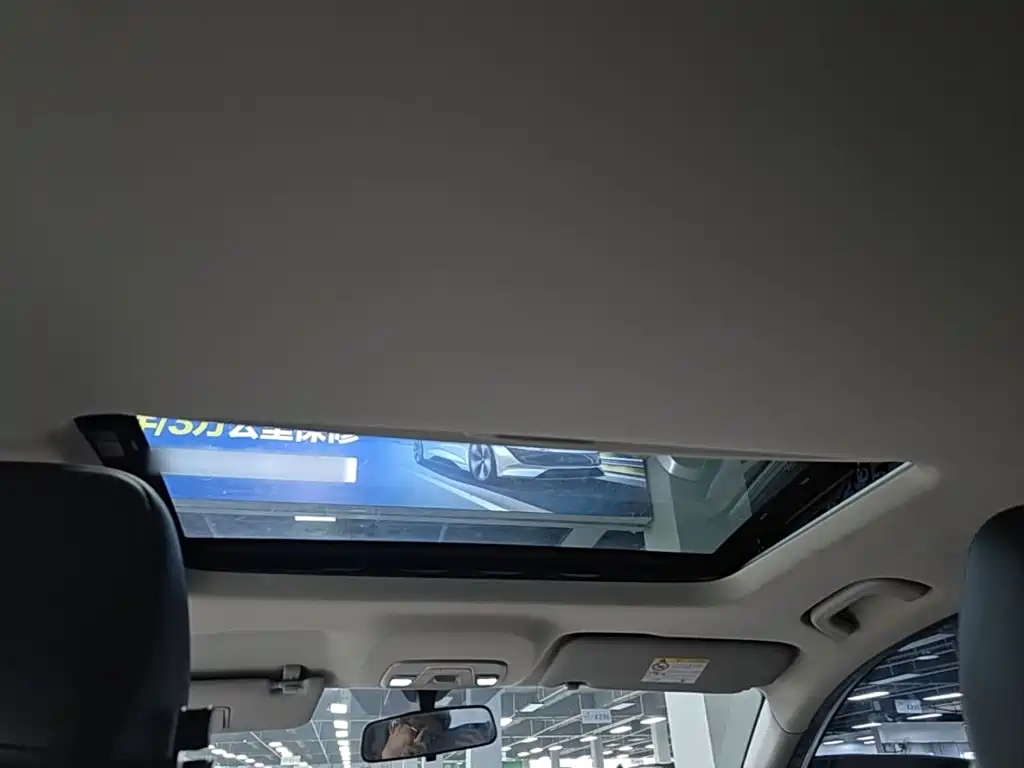 Geely Binyue — миниатюра 18