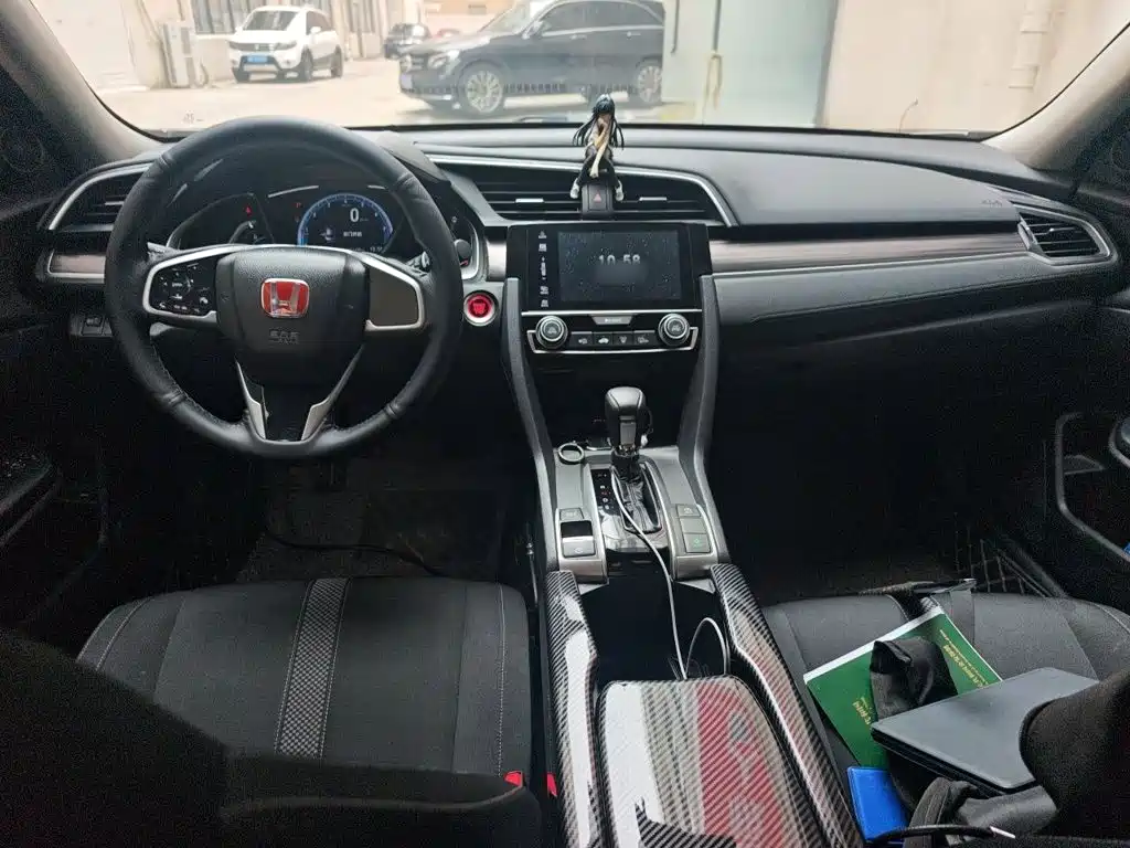 Honda Civic — миниатюра 13