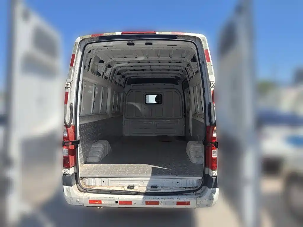 Foton Tuyano — миниатюра 10