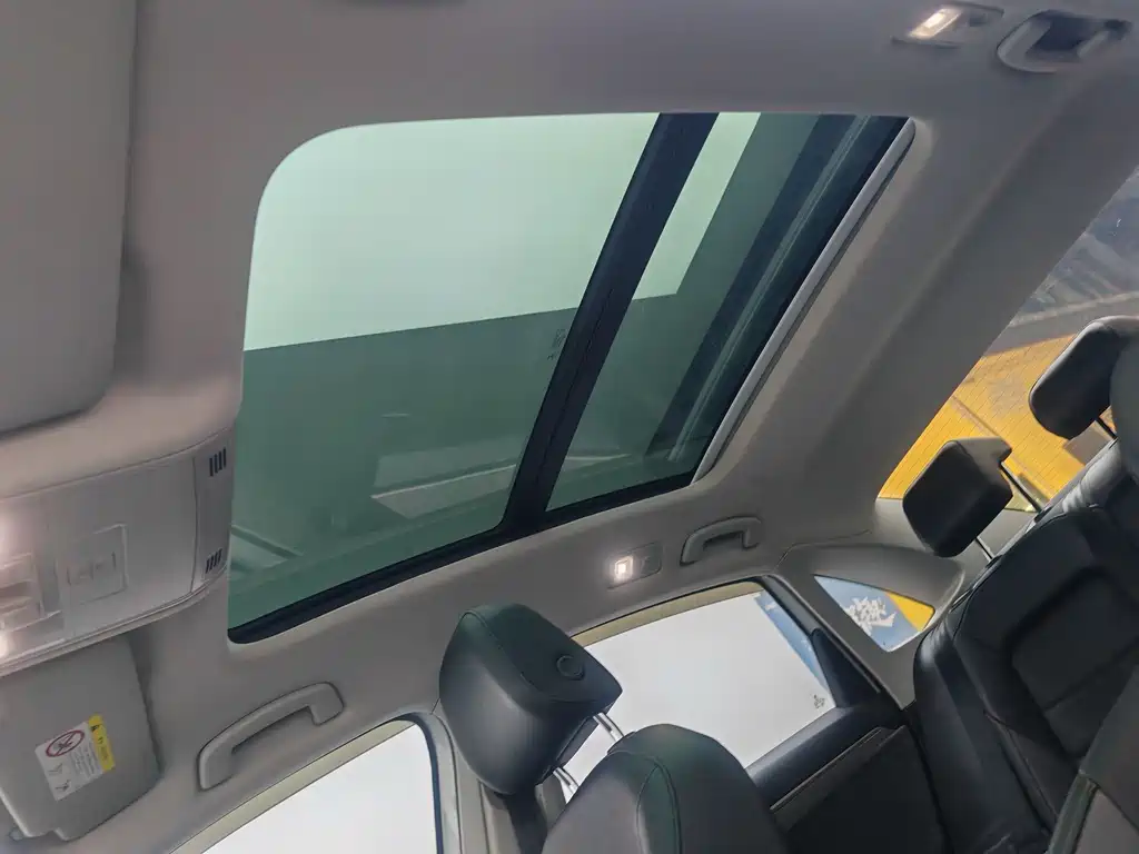 Volkswagen Sagitar — миниатюра 18