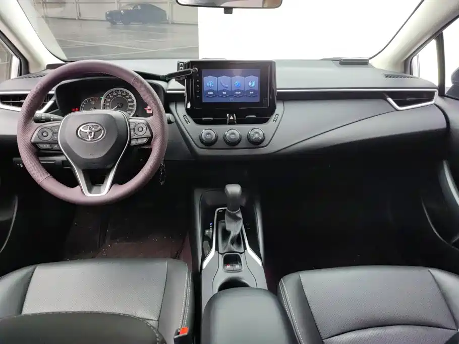 Toyota Corolla — миниатюра 12