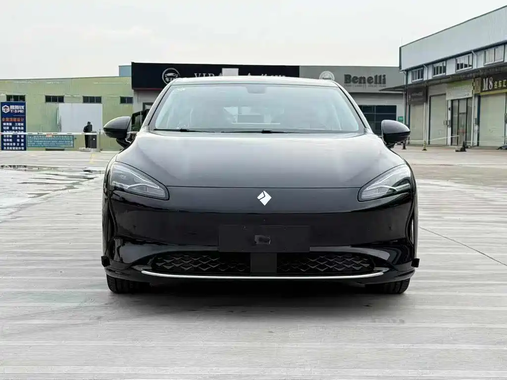 Baojun Очень приятно. — миниатюра 2