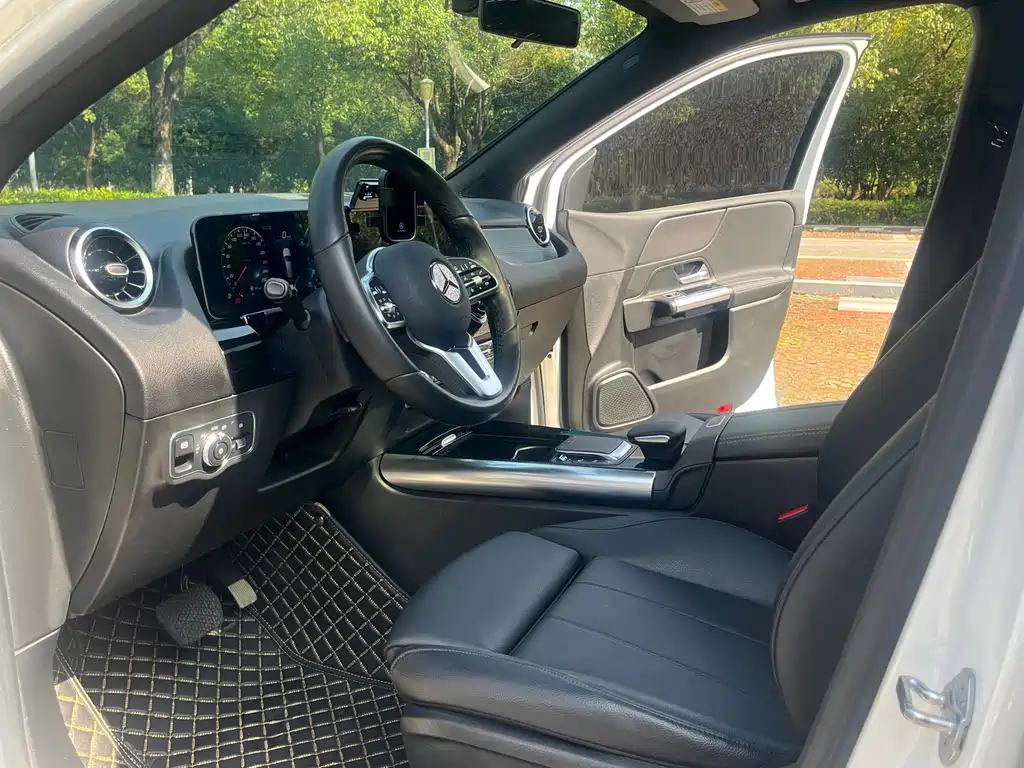 Mercedes-Benz B-Class — миниатюра 8