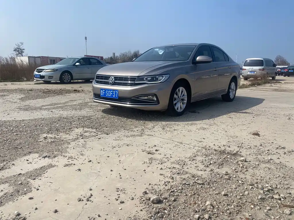 Volkswagen Bora 2021