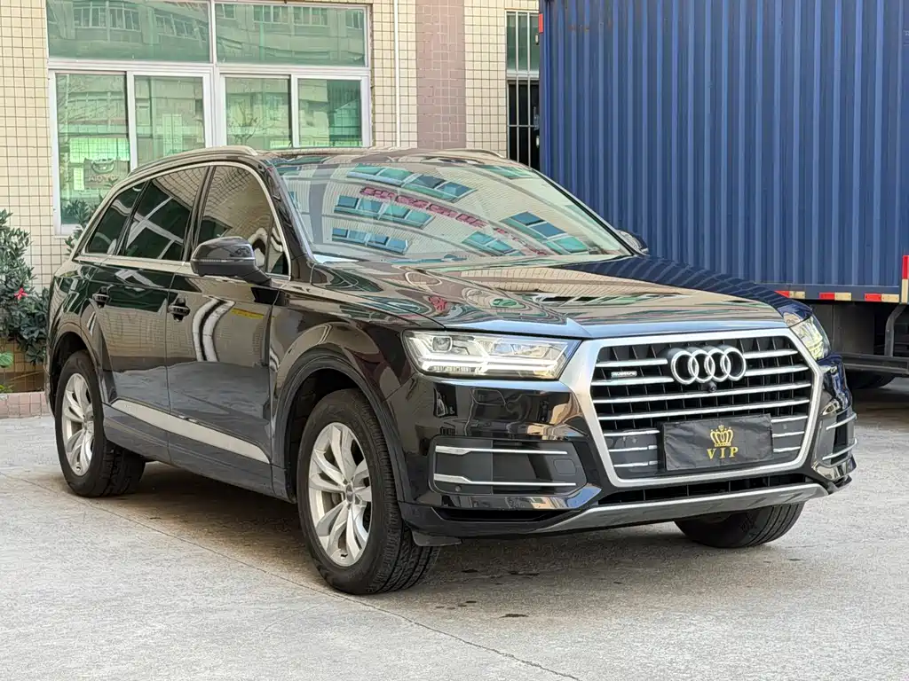 Audi Q7 — миниатюра 3