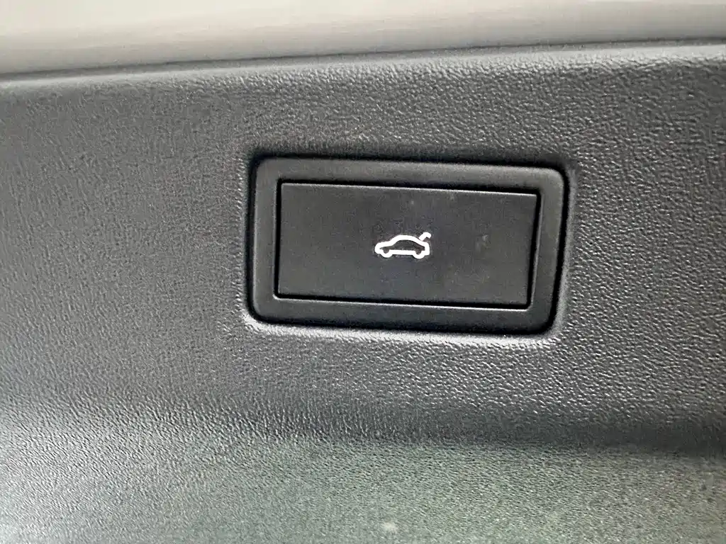 VOLKSWAGEN ID.7 VIZZION