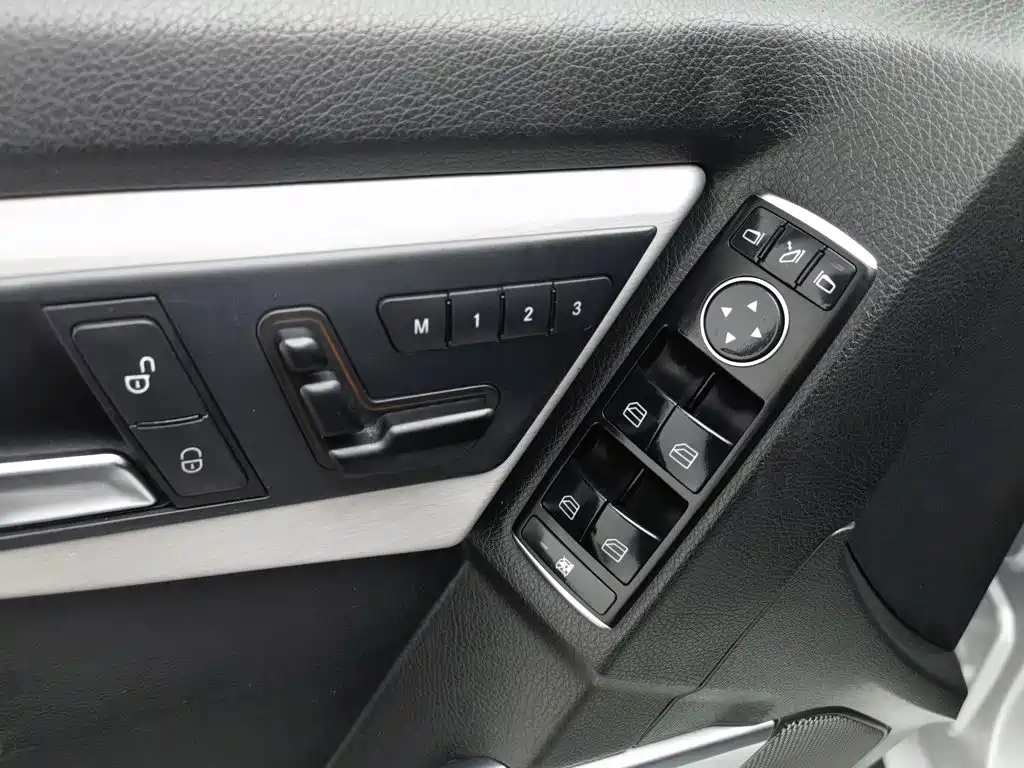 Mercedes-Benz GLK-Class — миниатюра 9