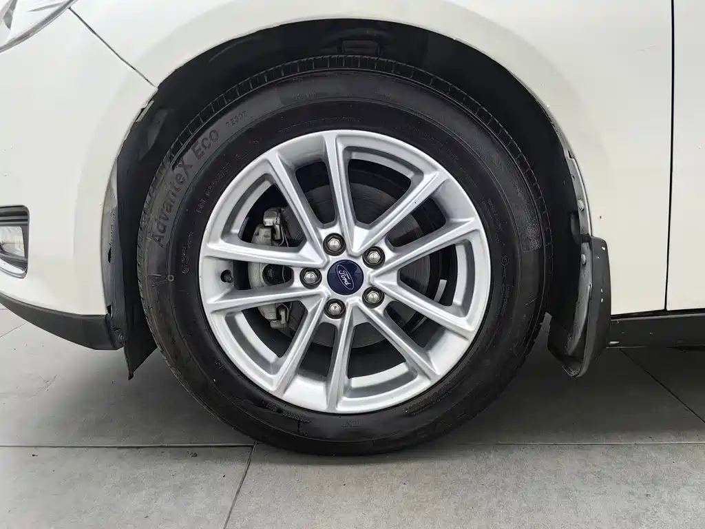 Ford Focus — миниатюра 17