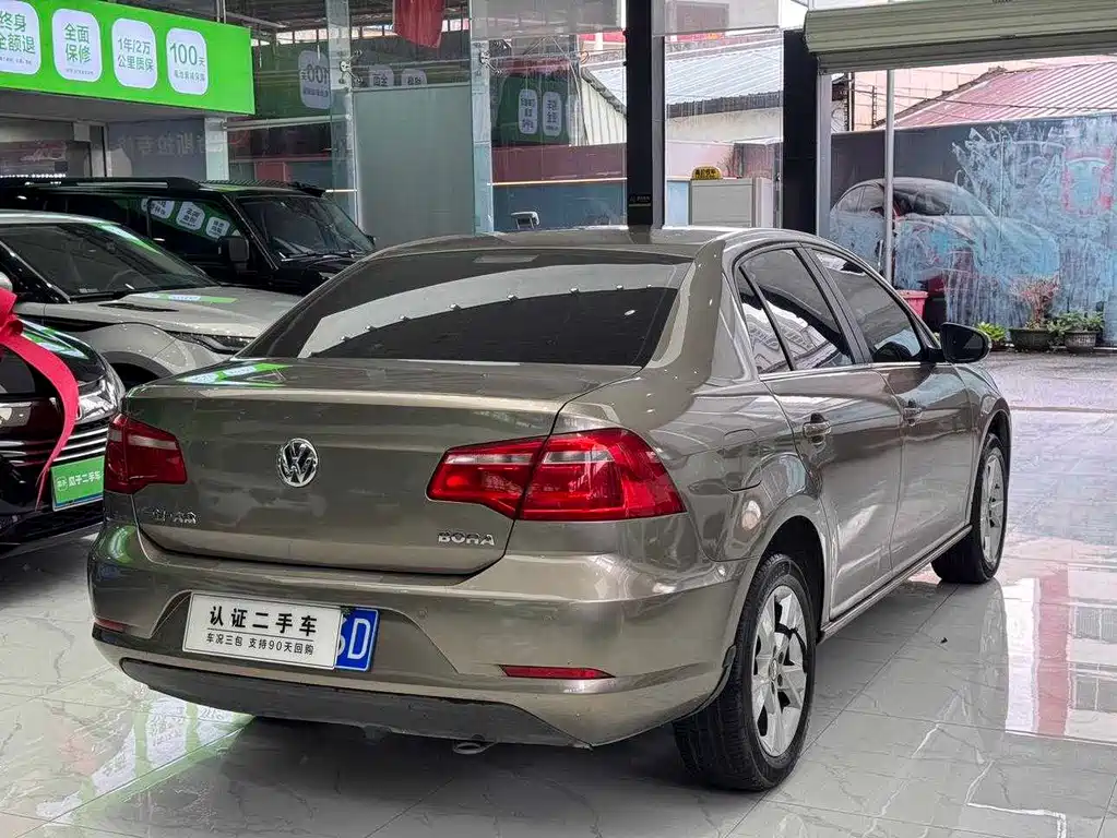 Volkswagen Bora — миниатюра 4