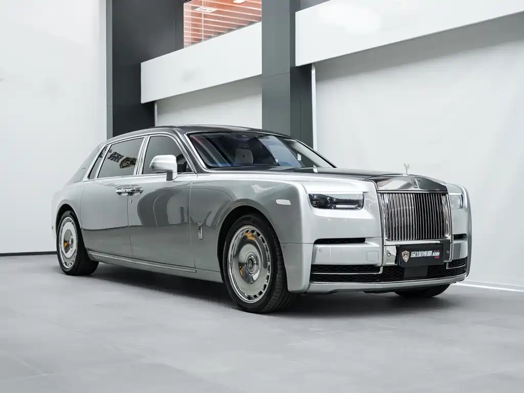 Rolls-Royce Phantom — миниатюра 2
