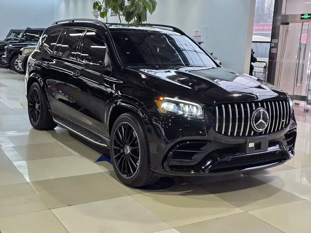MERCEDES-BENZ GLS AMG