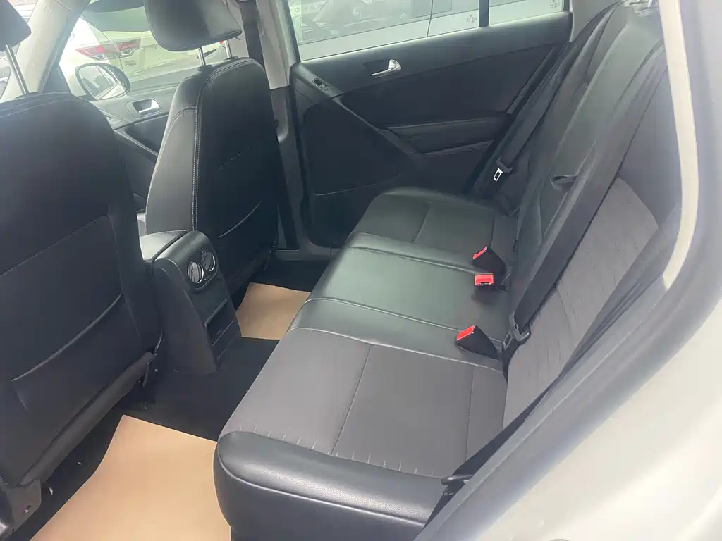 Volkswagen Tiguan 2016 280TSI AT