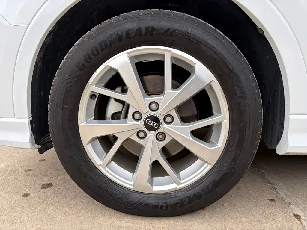 Audi Q3 Sportback — миниатюра 23