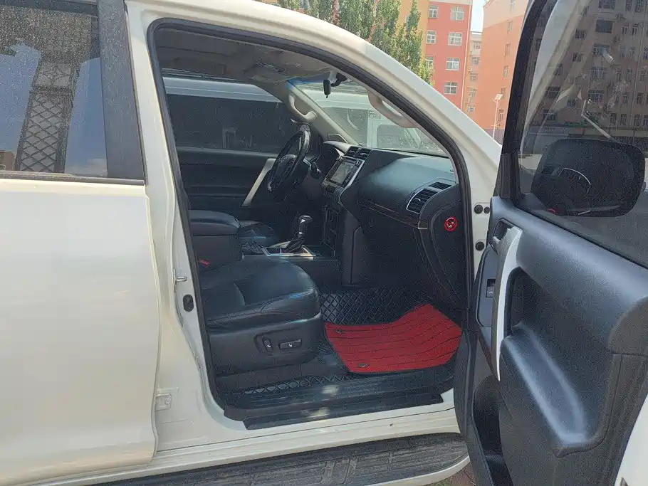 Toyota Land Cruiser Prado 2019 3.5L AT TX-L Premium