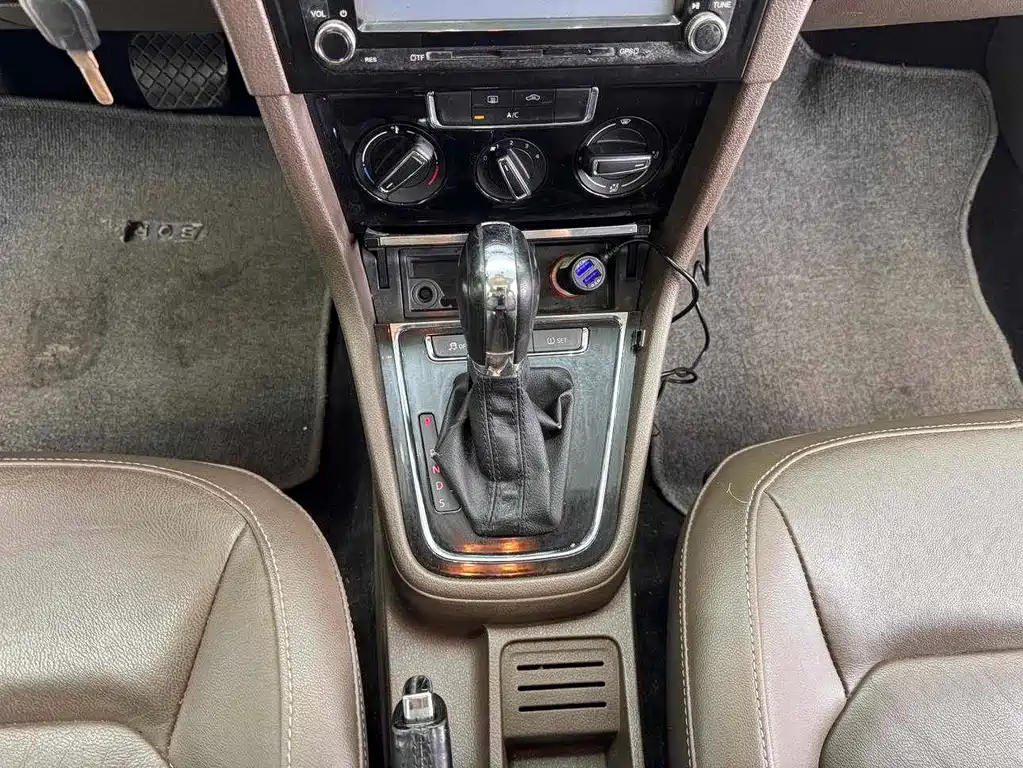 Volkswagen Bora — миниатюра 12